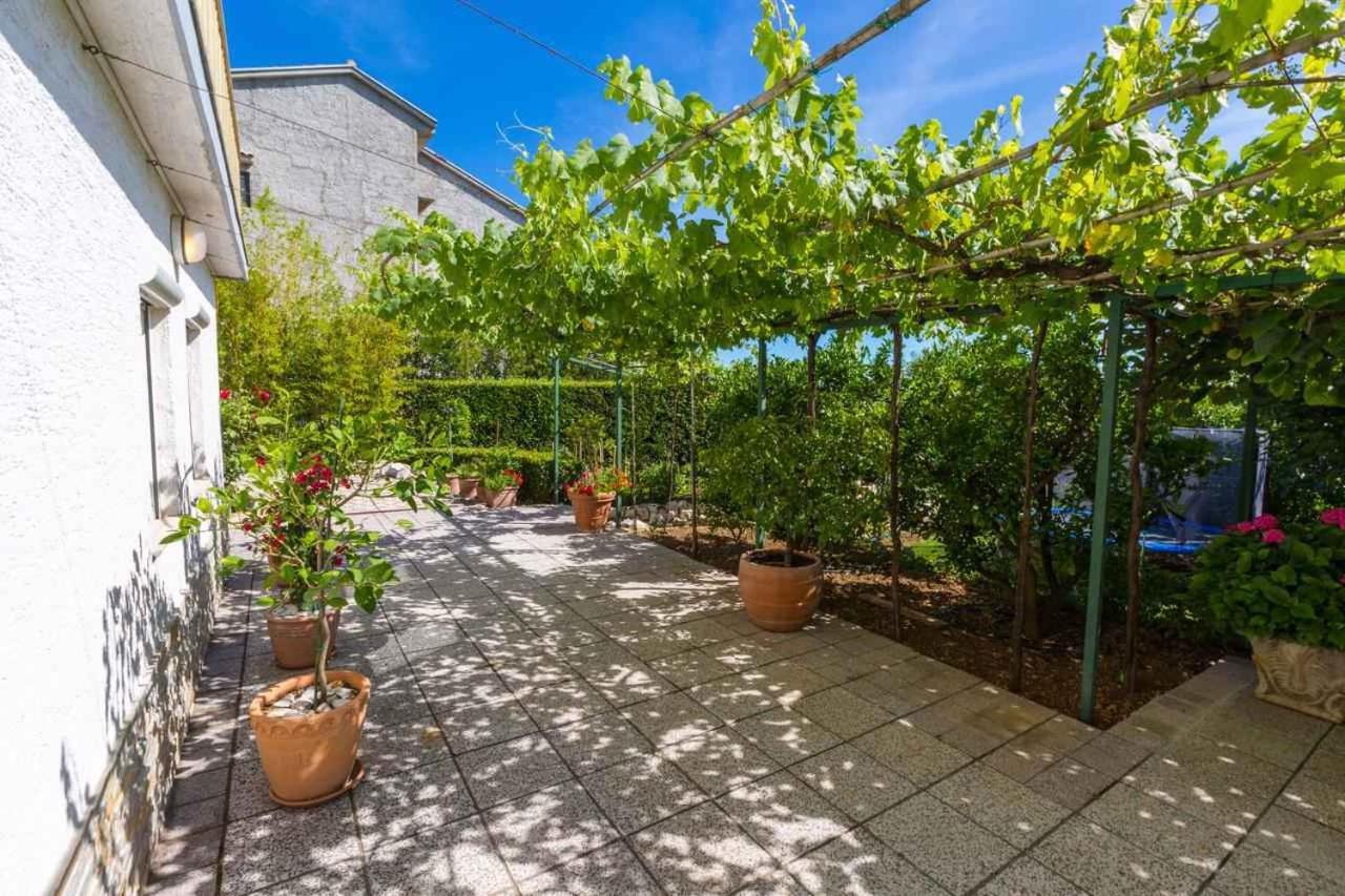 One-Bedroom Apartment Crikvenica 30 エクステリア 写真